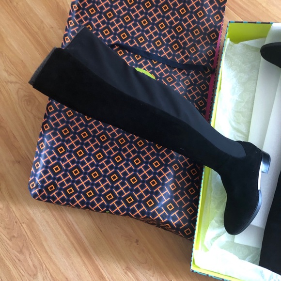 tory burch over the knee boots black suede - Picture 2 of 3